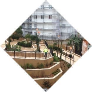 Entretien d'espaces verts privés et publics